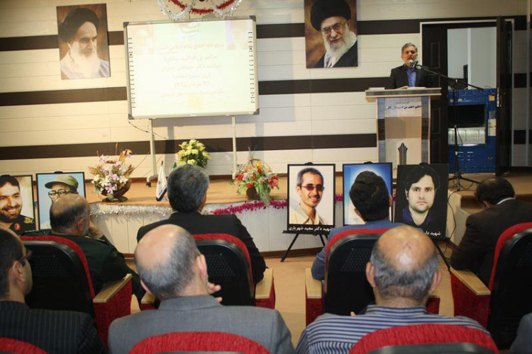 با حضور فرمانده سپاه لرستان؛ همایش گرامیداشت &quot;روز بسیج اساتید&quot; در دانشگاه علمی کاربردی لرستان برگزارشد