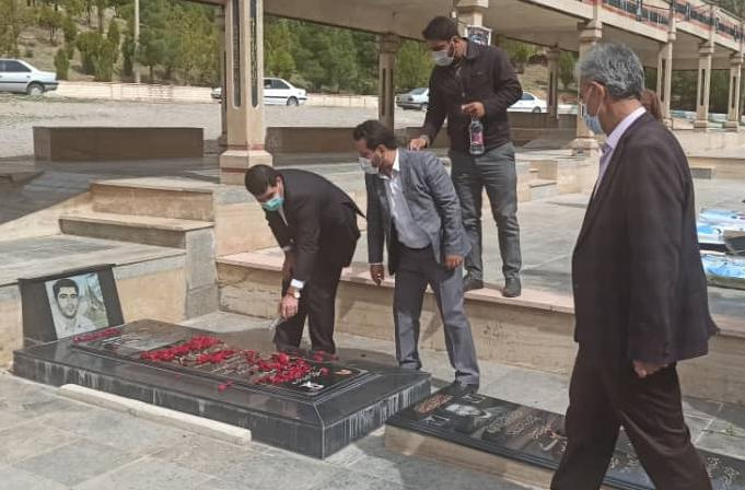 غبارروبی گلزار شهدا بمناسبت اعیاد شعبانیه