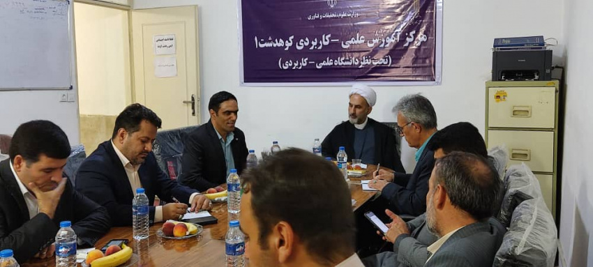 در مجلس از برنامه‌های دانشگاه علمی‌کاربردی دفاع خواهم کرد